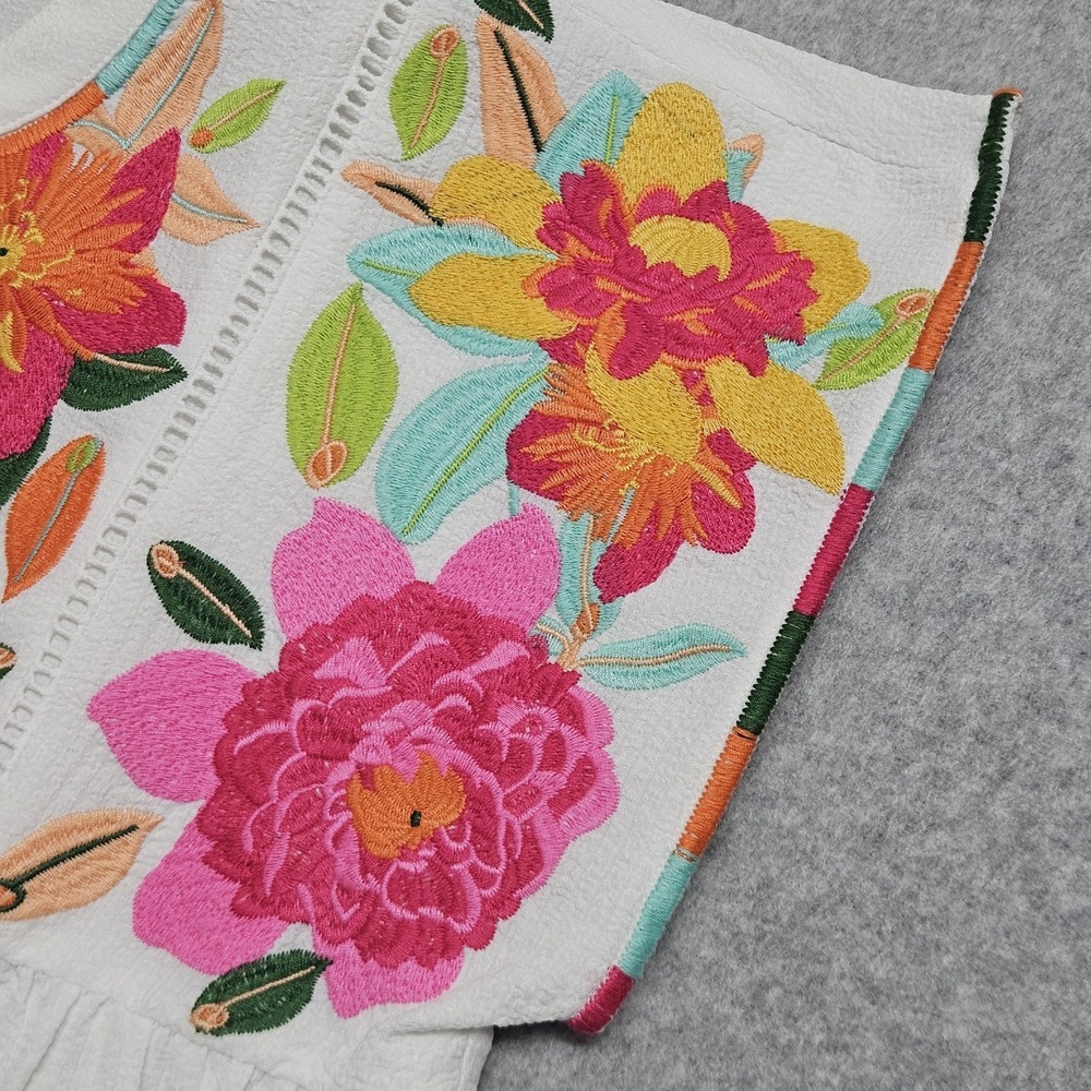 THML Floral Embroidered Tassel Tie Top Women's NWT Small - Picture 11 of 16
